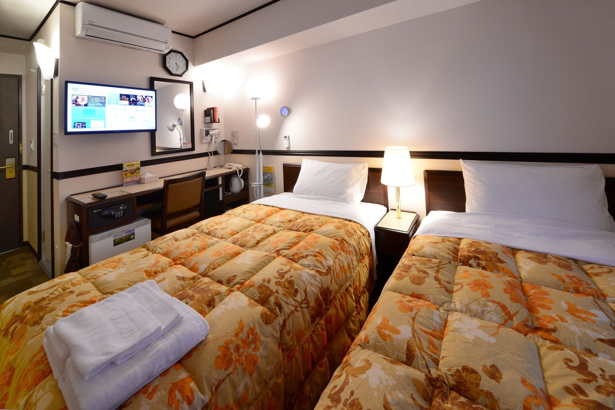 Toyoko Inn Tokyo Shinagawa-Eki Takanawa-Guchi Kültér fotó